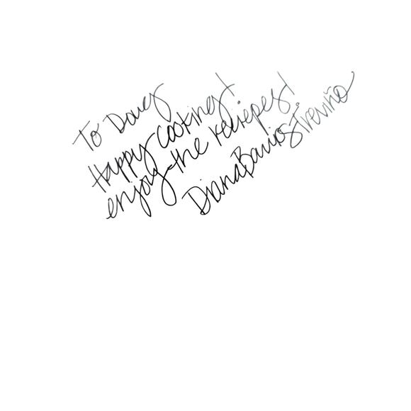 2002  Los Barrios Family Cookbook autographed by Diana Barrios Trevino - Picture 2 of 3